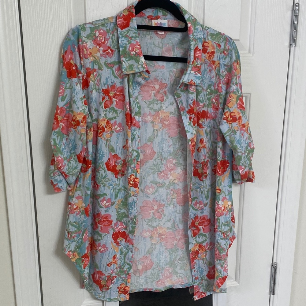 Gently Used - LulaRoe Valentina Long Sleeve Top (M)